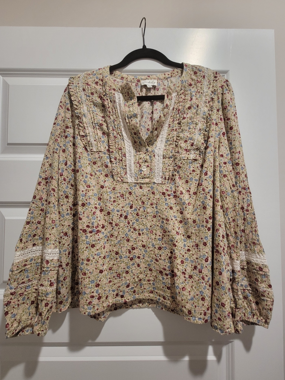 Wonderly Cream Floral Peasant Blouse with Red & Blue Accents